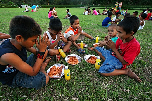 2007 Pisay '96 Streetkids Christmas Party [7]