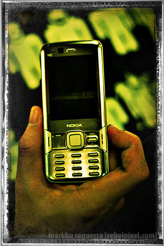 Nokia N82: Nice features, nice package.