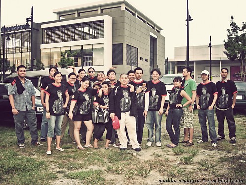 Bloggers at the Eraserheads reunion concert. [1]
