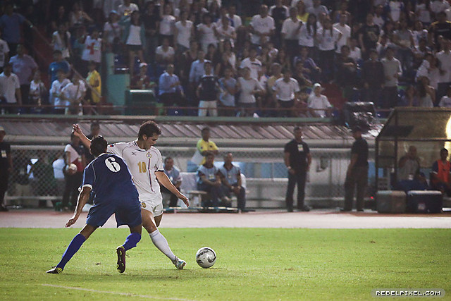 Phil Younghusband worked his best but was often frustrated by the Kuwaiti defenders.